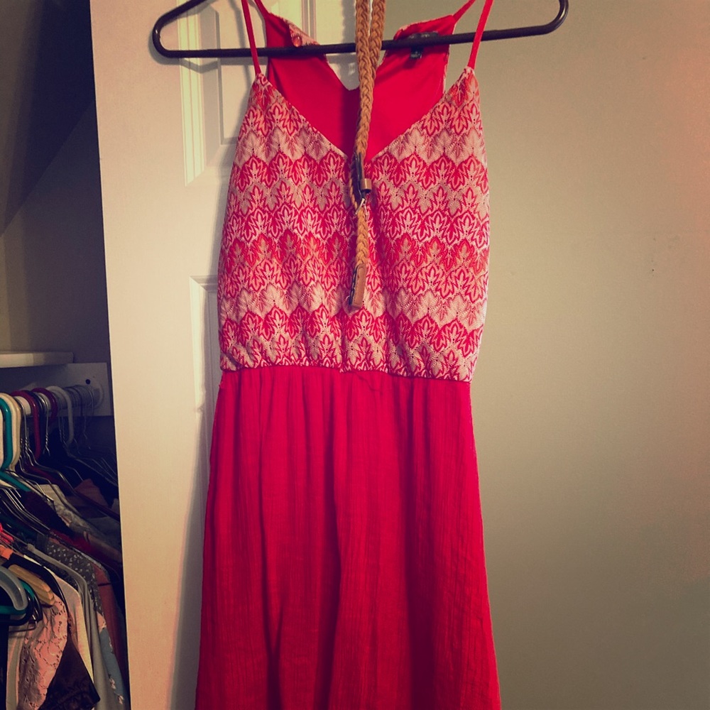 Dress with belt